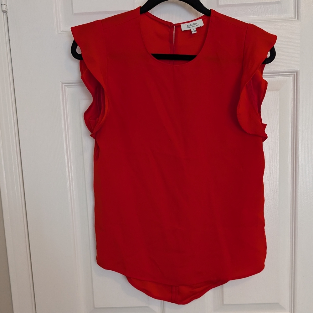 Aritzia babaton Red Sleeveless Blouse